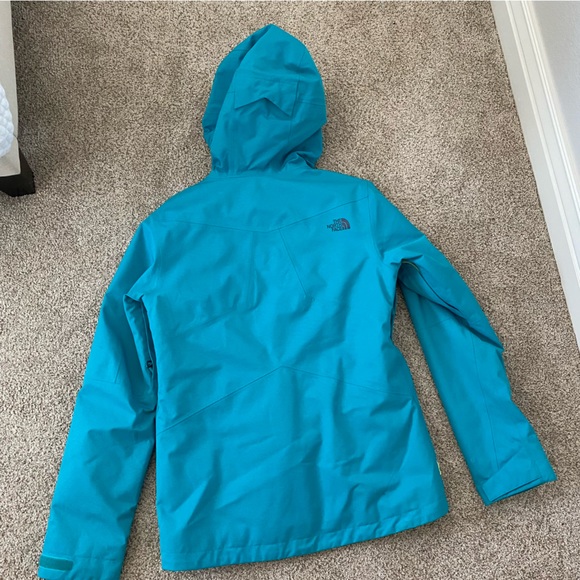 The North Face Goretex Coat - Picture 7 of 8